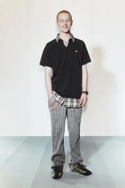 Look 12